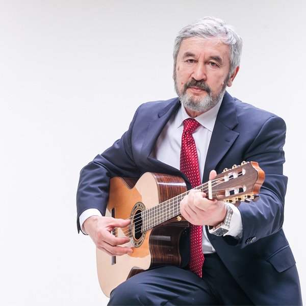Юрий Иващенко