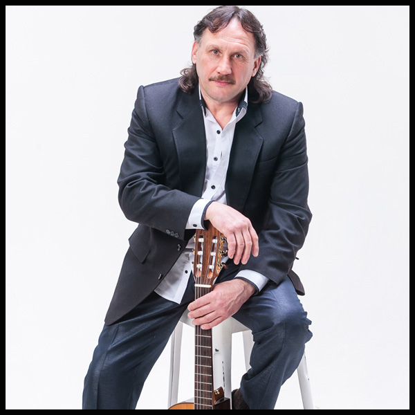 Юрий Коновалов